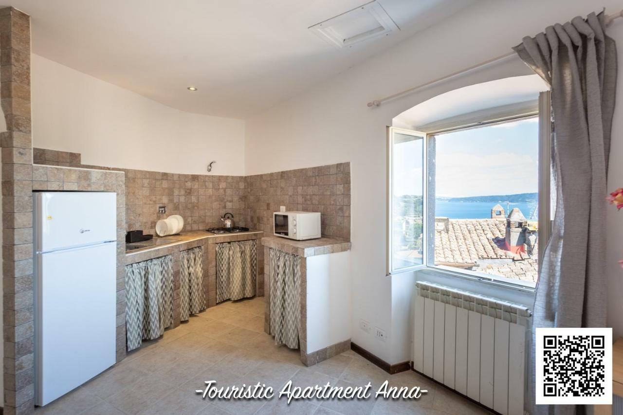 Tourist Apartment Anna Браччано Екстер'єр фото